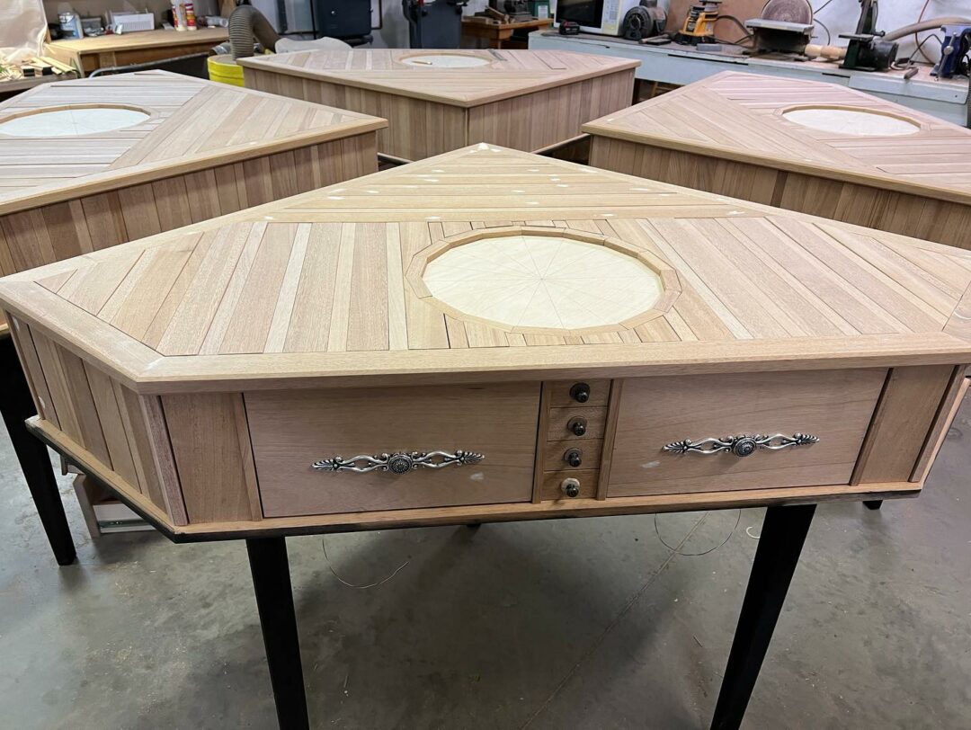 Lucky Rooster Co. Dedicated to the creation of clever furniture